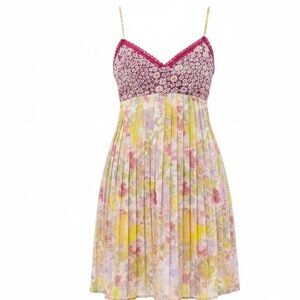 Livery of London for Target Babydoll Floral Chemise Size Medium